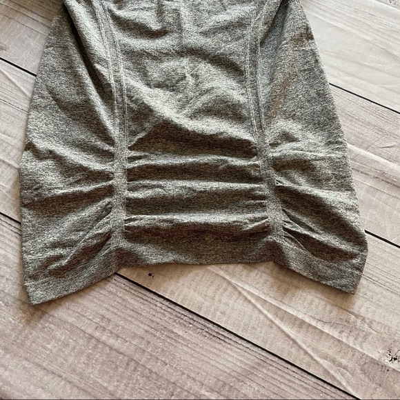 ✅2x Host Pick✅ Athleta Workout Top, Small - Picture 6 of 7